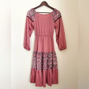 VINTAGE Floral Prairie Dress